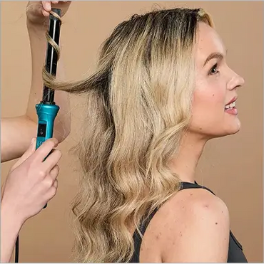 How to Curl Your Hair Like a Pro Using a Hair Curler Wand